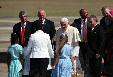 Benedicto XVI al llegar a Cuba