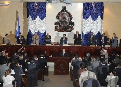 ¿Vuelta de hojas en legislativo hondureño?