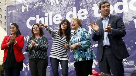 Regresa Michel Bachelet a La Moneda