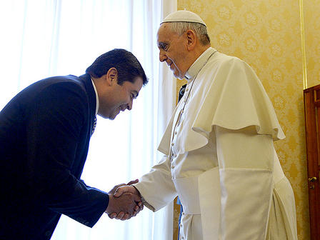 Presidente pide al papa Francisco orar por Honduras