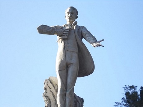 Digno homenaje al cubano universal José Martí en Guatemala