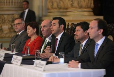 Ejecutivo evalúa propuestas de cambios al sistema judicial en Guatemala