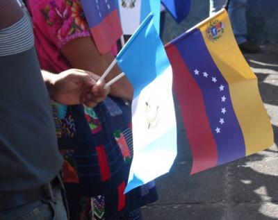 Guatemala suma fuerzas a red contra poder mediático y por Venezuela