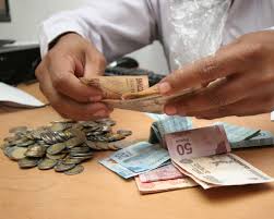 Salario mínimo de Guatemala ascenderá de 0,61 a 0,66 centavos dólar